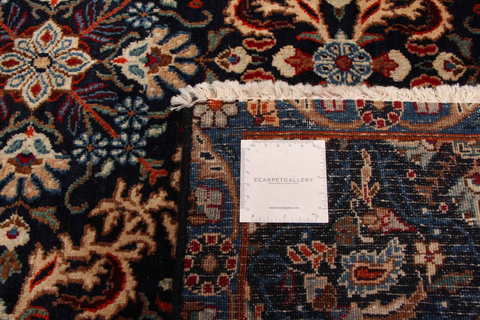 Vintage 6’9″ x 9’10” Traditional Hand Knotted Vegetable Dye Wool Area Rug