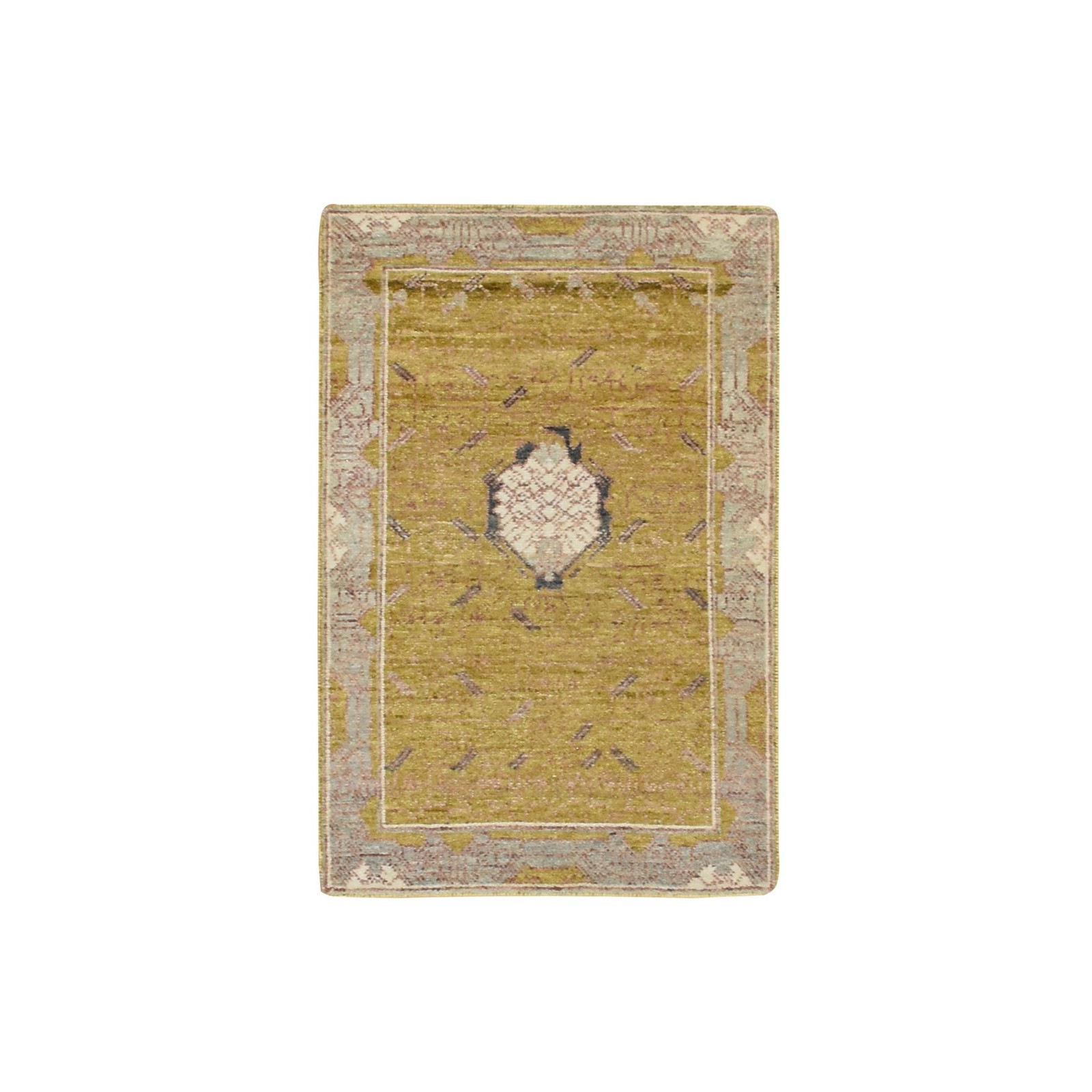 2’1″ x 3’2″ Golden Yellow Pinecone Design 100% Wool Hand Knotted Rug R75694