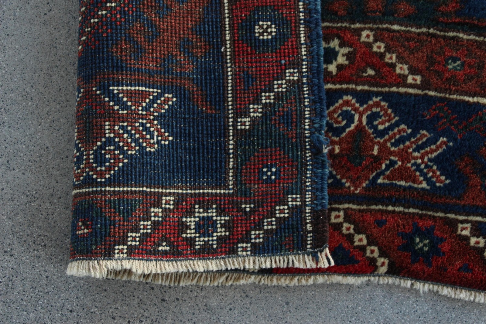 Vintage Turkish Area Rug 3,8×6,6 ft, Red Wool Rug