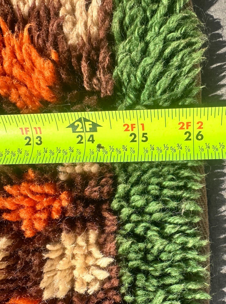 Latch Hook Rug Vintage Green Orange Medallion 70s Boho Accent 25×33