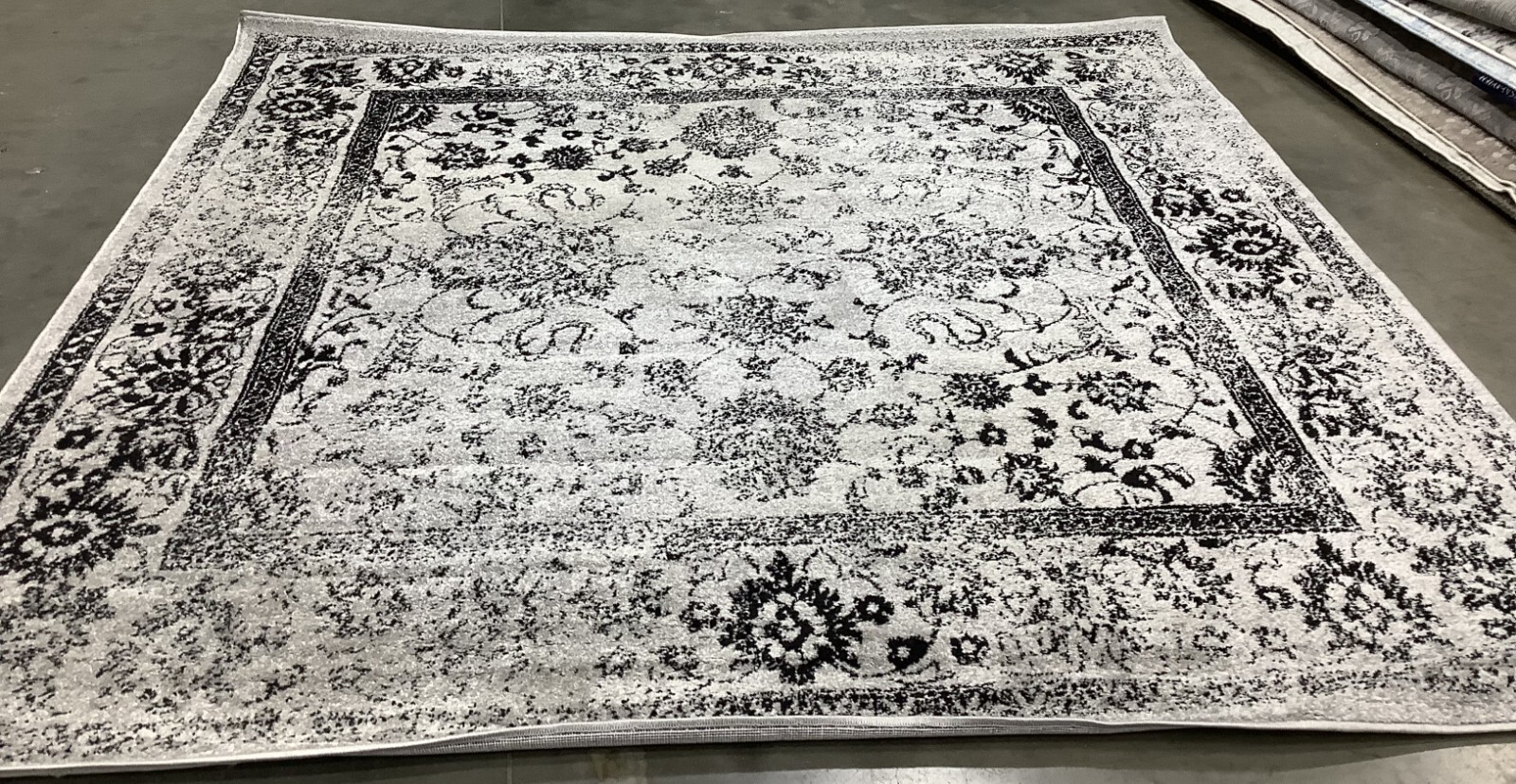 GREY BLACK 8′-0″ x 8′-0″ Pulled Thread Rug, Reduced Price 1172677621 ADR109B-8SQ