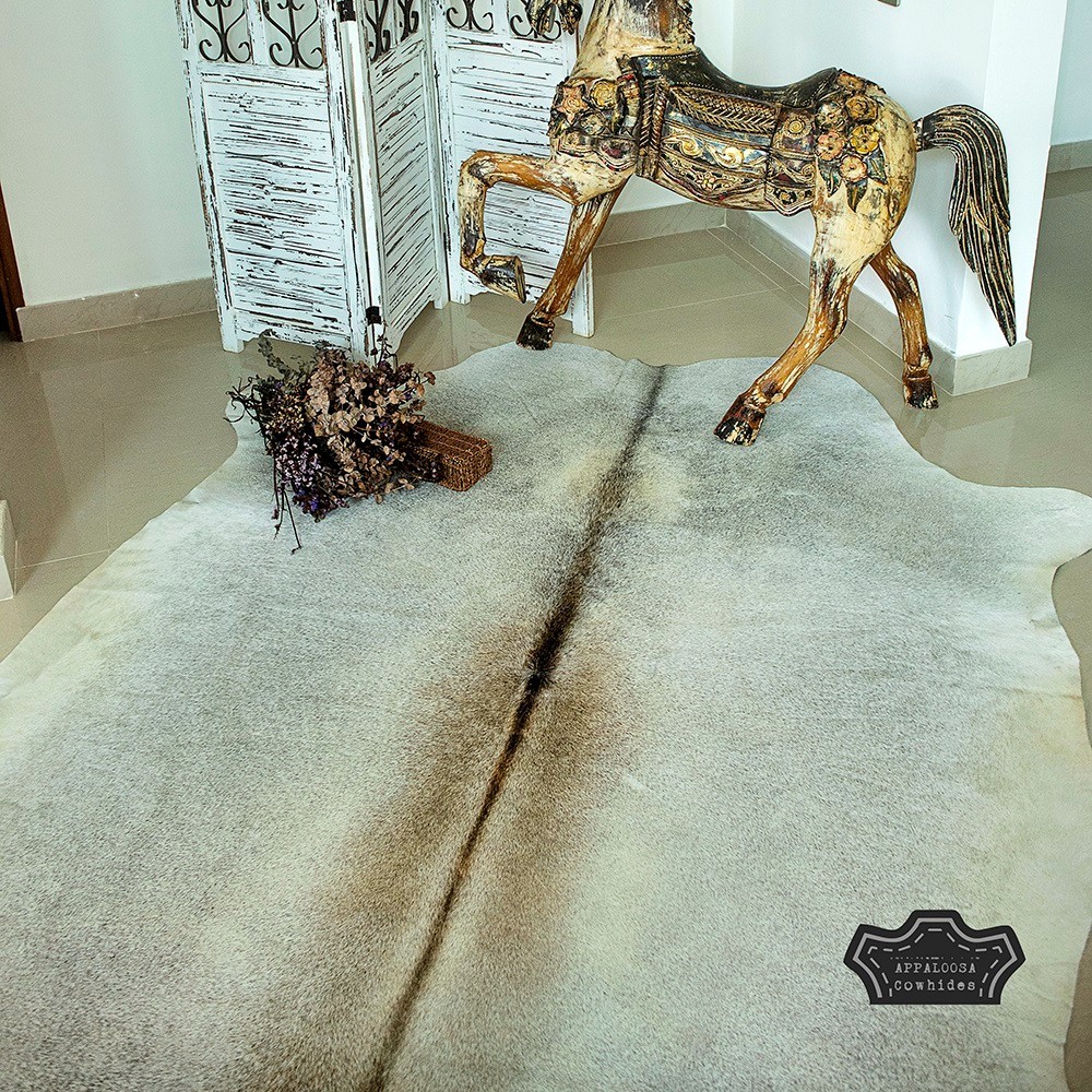 6×7 ft Gray Cowhide Rug –100% Genuine Leather–Best Price Luxury Décor