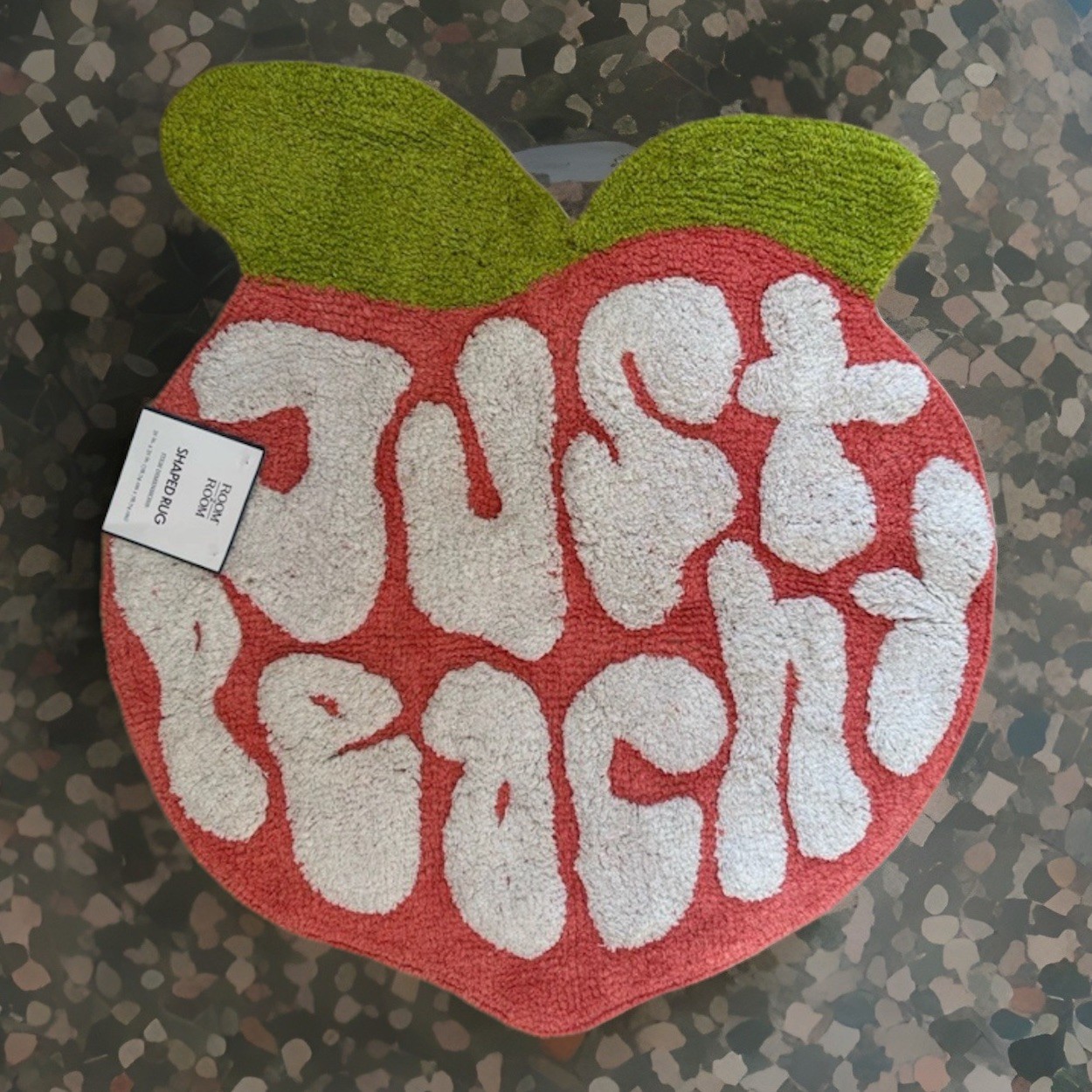 Room 2 Room Peach Shag Shaped Throw Rug “Just Peachy” 31”x31” Any room. NEW