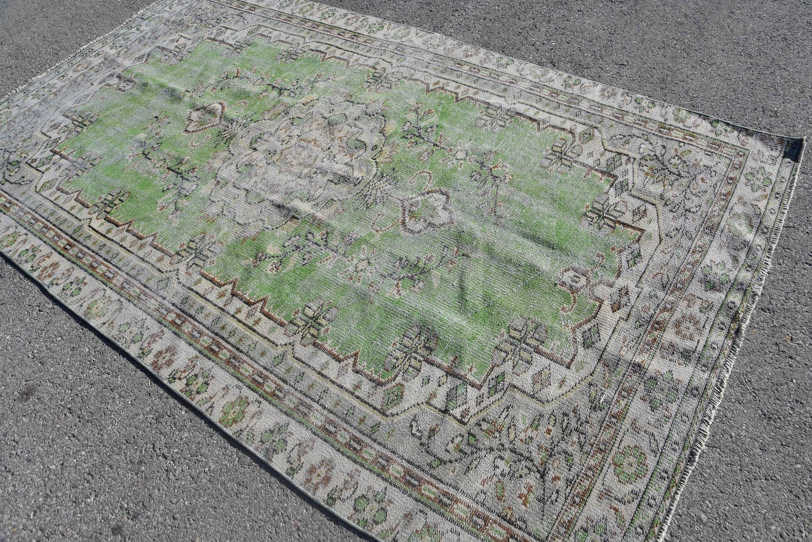 Vintage 5,3×9,4 ft Rug, Turkish Rug, Green Striped Rug Wool