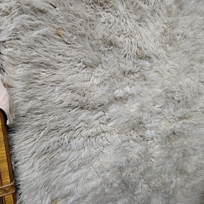 FLOCATI SHEPHERD’S RUG Made in Greece 100% Wool Handmade Long Pile Shag 55″x70″