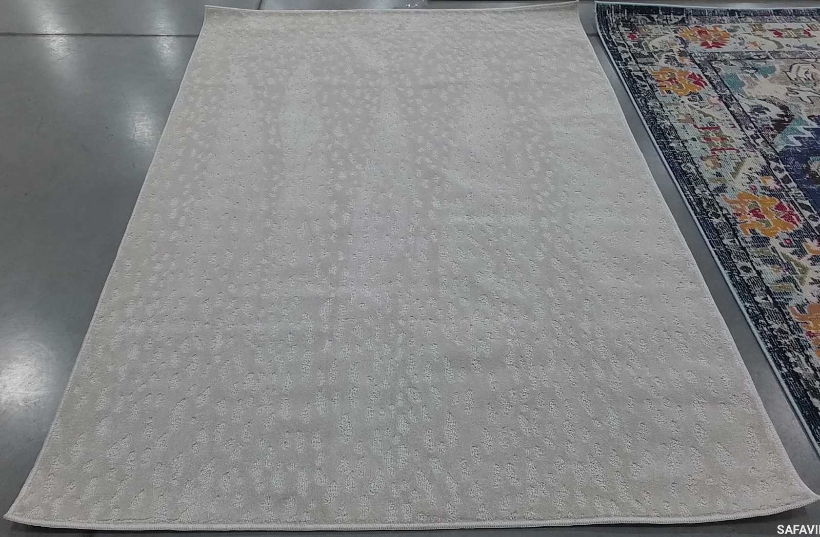 IVORY 5′-3″ x 7′-6″ Back Stain Rug, Reduced Price 1172785725 PNS408A-5