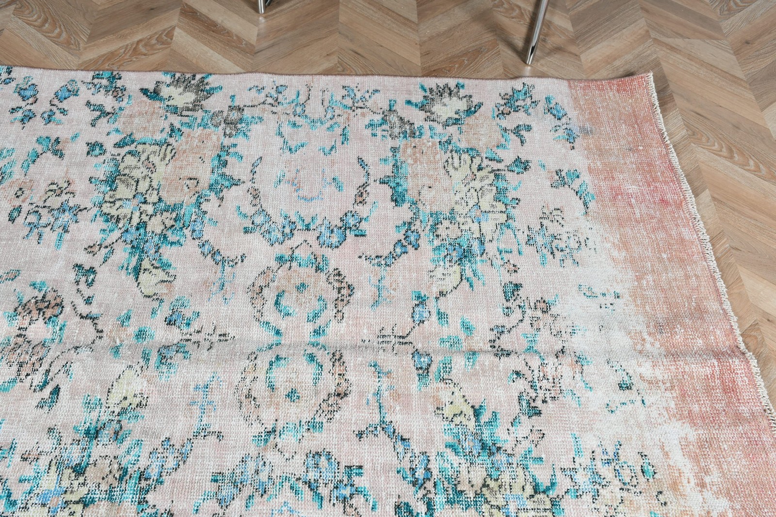 Vintage Rug, Large 4,9×9,1 ft Turkish Rug, Blue Pink Animal Print Wool Rug