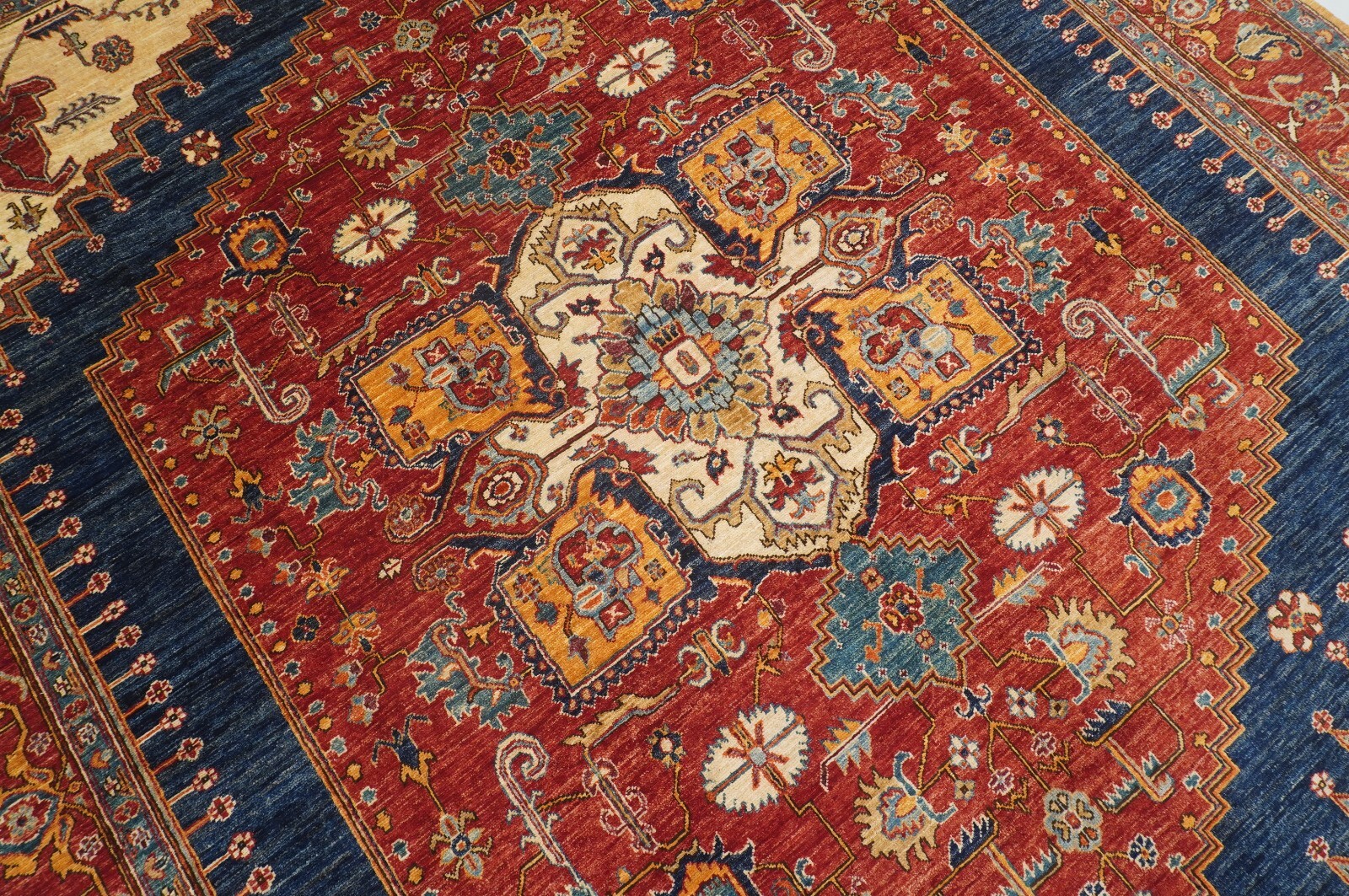 8×10 ft Red Serapi Afghan Hand Knotted Wool Oriental Rug
