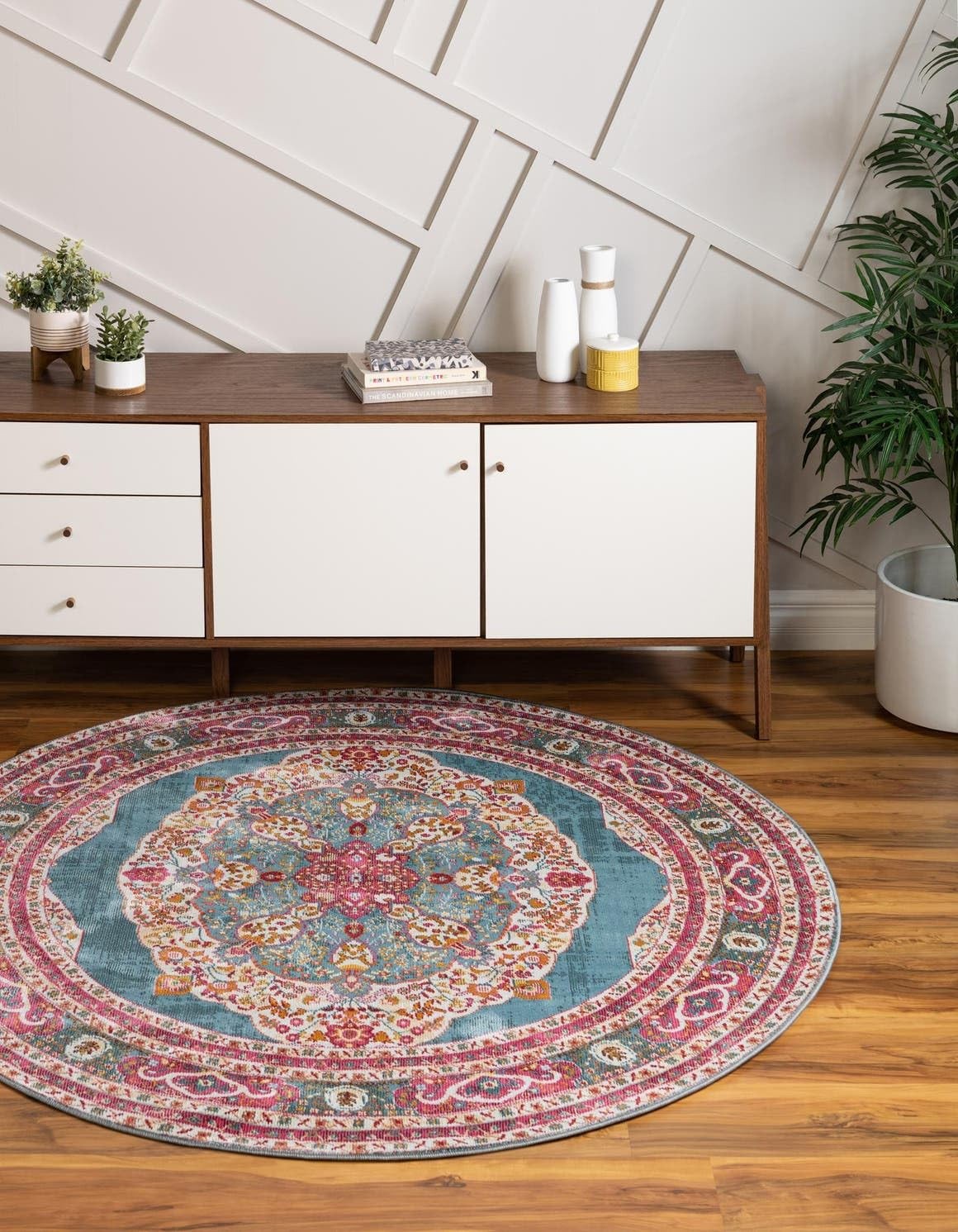 Baracoa Collection Area Rug Regla 3′ 3″ Round Turquoise/ Ivor
