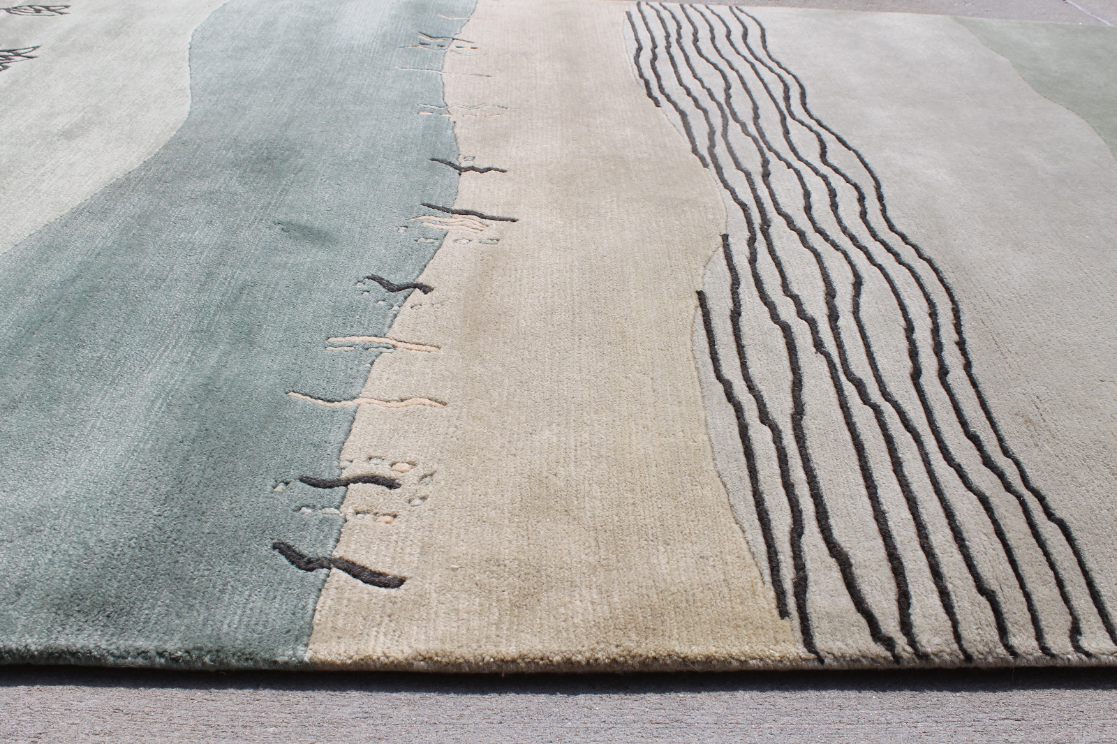 R14727 Gorgeous contemporary Tibetan Woolen Area Rug 5′ X 8′ Green Color Flow