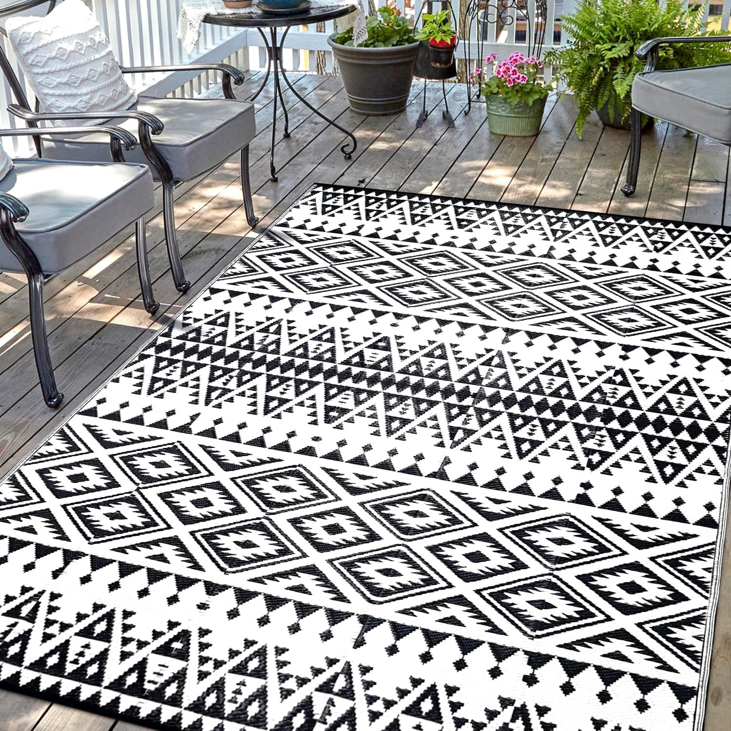 Waterproof Outdoor Rug 6x9ft Bohemia Reversible Plastic Straw Mat for Patio RV
