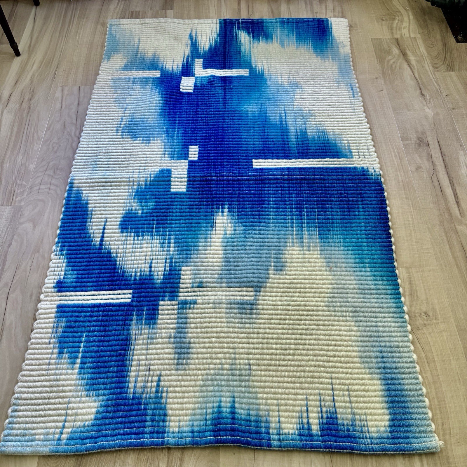 Hand Loomed Wool Area Rug Indigo Ivory Abstract Hand Dyed Plush Watercolor 42×76