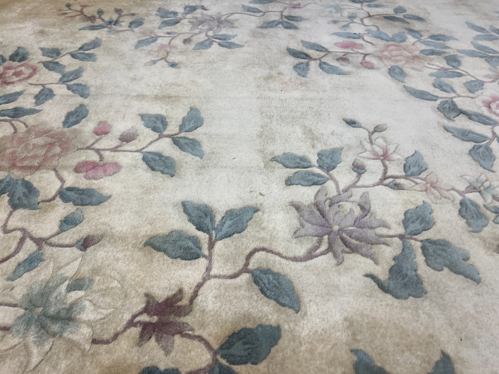 8’6″ x 11’6″ Chinese Art Deco Oriental Rug – Full Pile – Hand Made – 100% Wool
