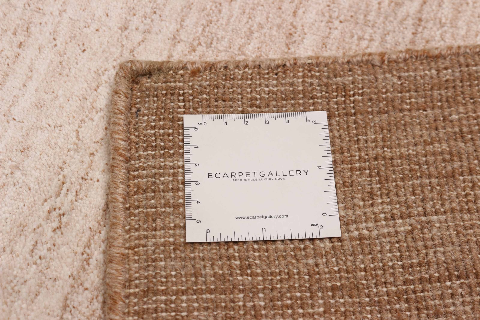 Traditional Hand loomed Oriental Carpet 5’7″ x 7’9″ Wool Area Rug