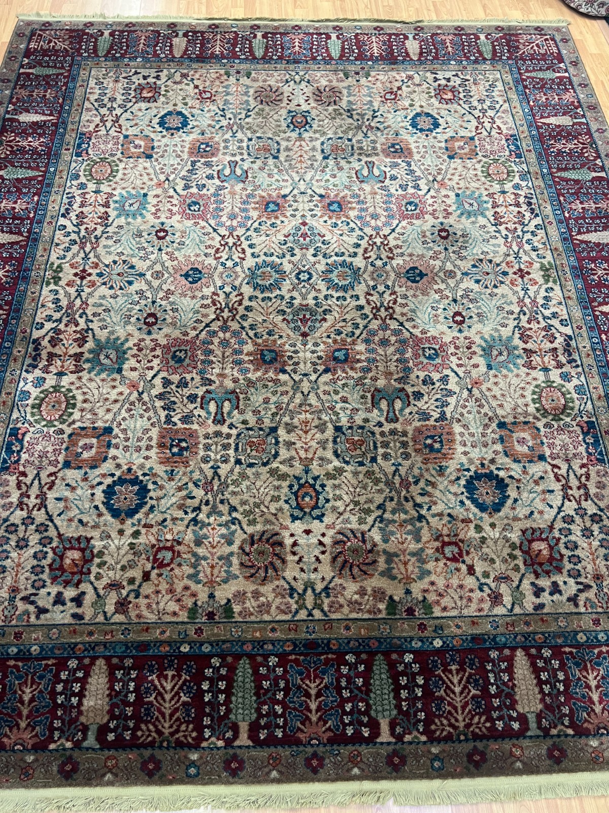 8’7″ x 10’3″ Karastan Vase Samavar Design Oriental Rug – Full Pile – Made in USA