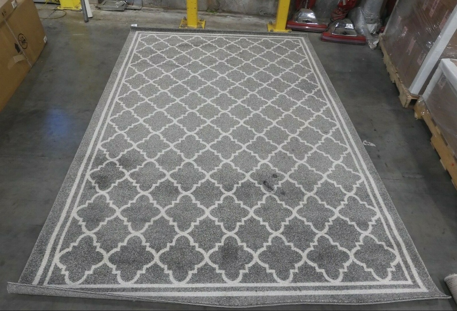 DARK GREY / BEIGE 6′ X 9′ Pressed pile Rug, Reduced Price 1172619676 AMT422R-6
