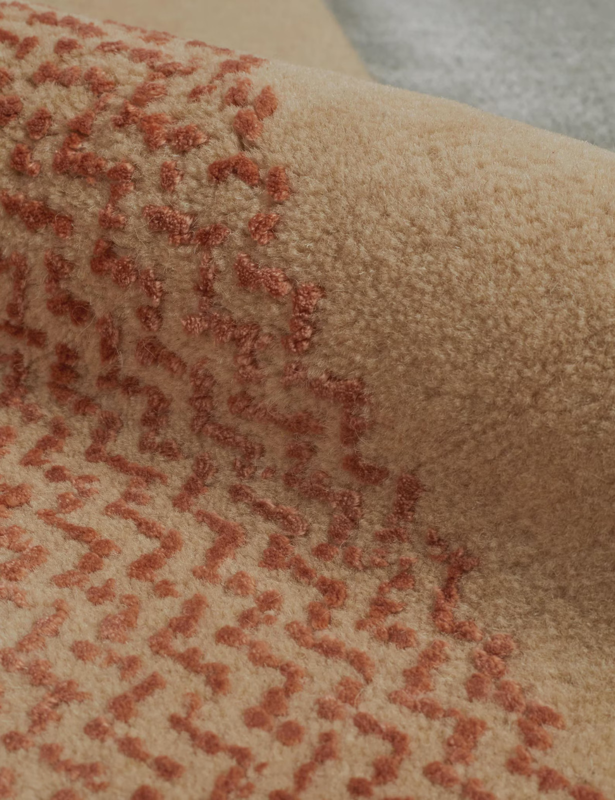 Hand Tufted Wool Rug – Abstract Border, Beige Rust Sage Green, Modern Carpet.