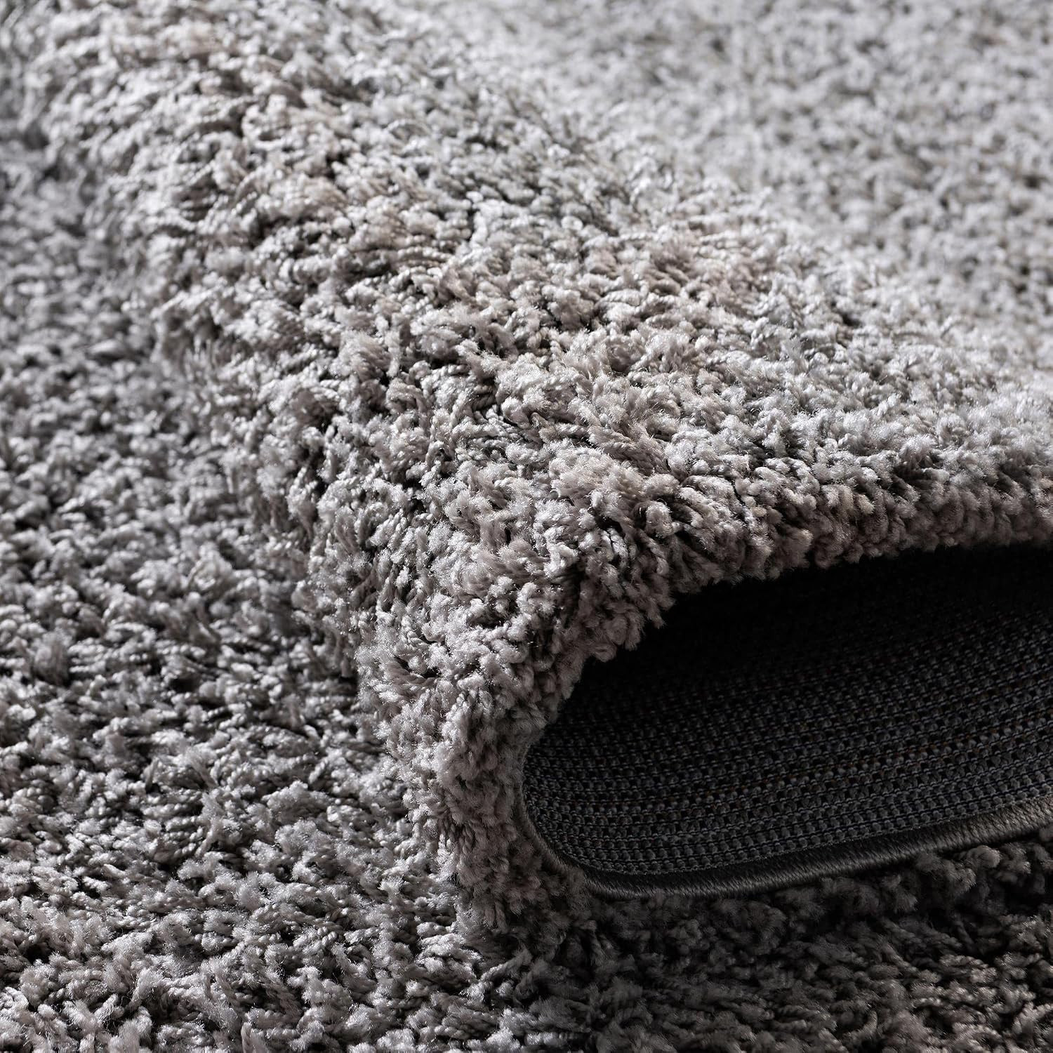 Solid Shag Collection Area Rug (3′ 3″ X 5′ 3″ Oval, Cloud Gray)