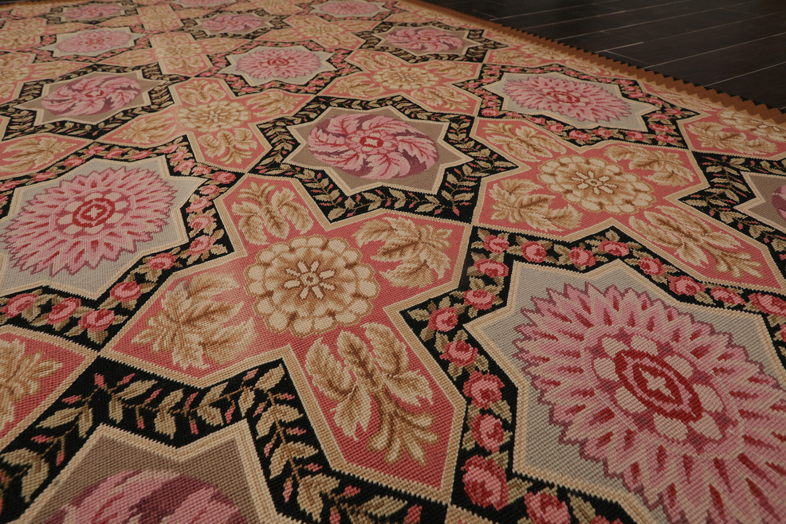 6’1″ x 9’3″ Hand Woven Wool Classic French Aubusson Needlepoint Area Rug Rose
