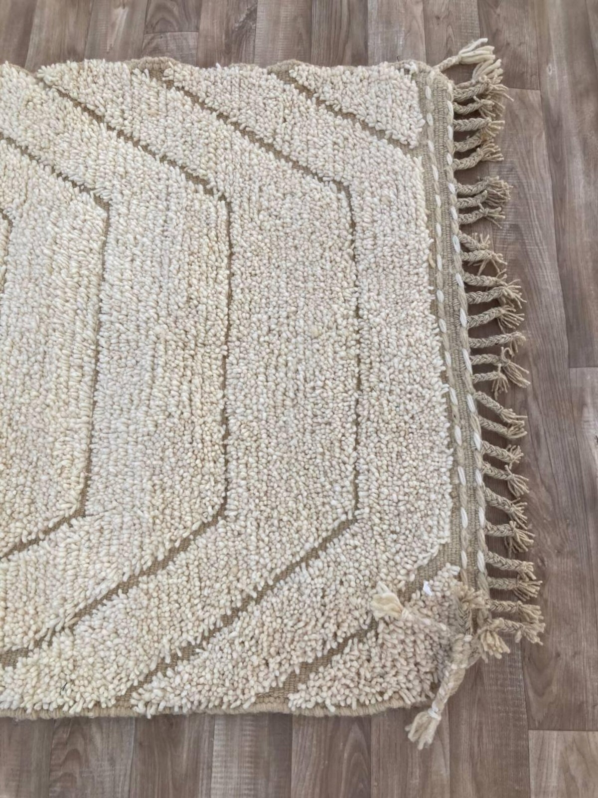 Design Moroccan Berber Beni Ourain Wool Rug Color Ivory Handmade Area Carpet Rug