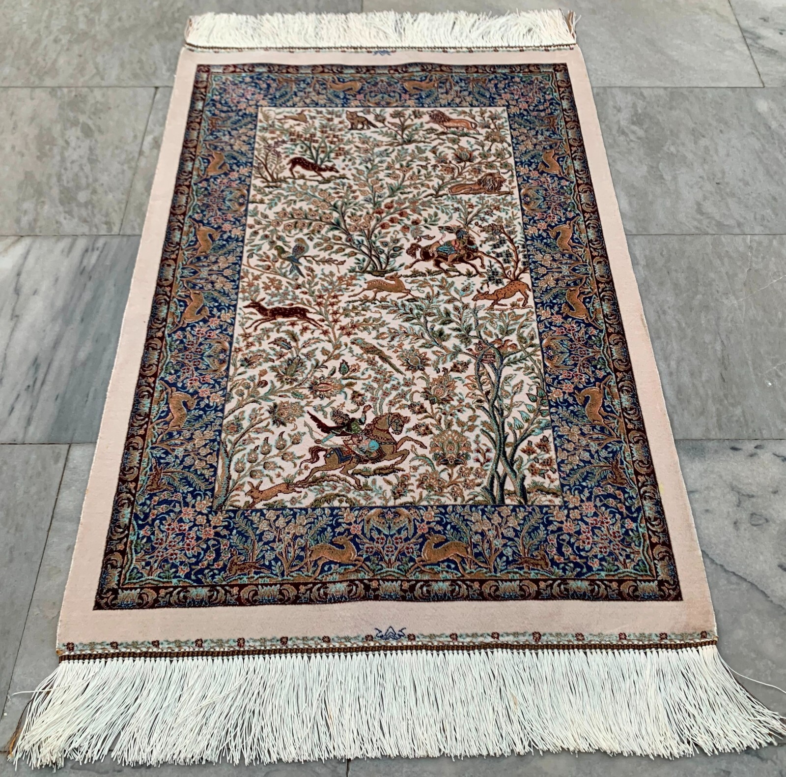 2×3 High Quality Luxury Silk Rug Pictorial Wall Hanging Oriental Rug 90×60 cm