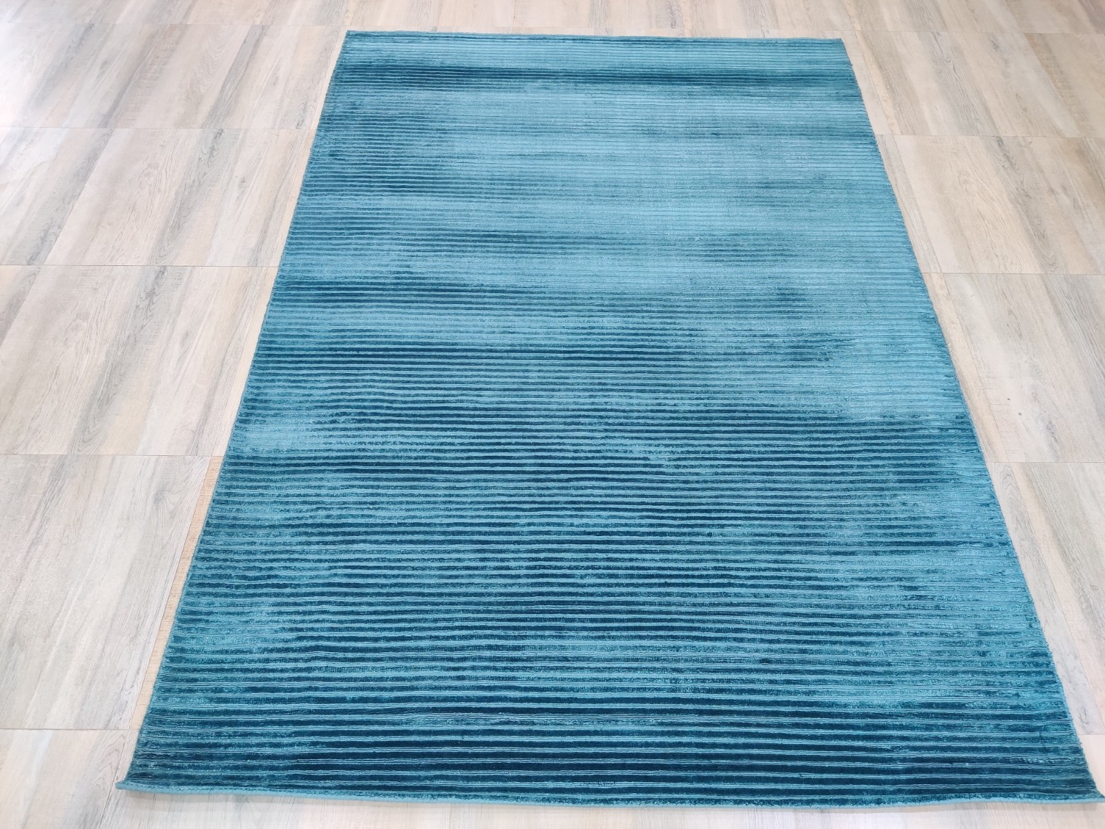 Teal 6 x 8 ft Handmade Area Rug for Living Room 100% Viscose Modern Handloom