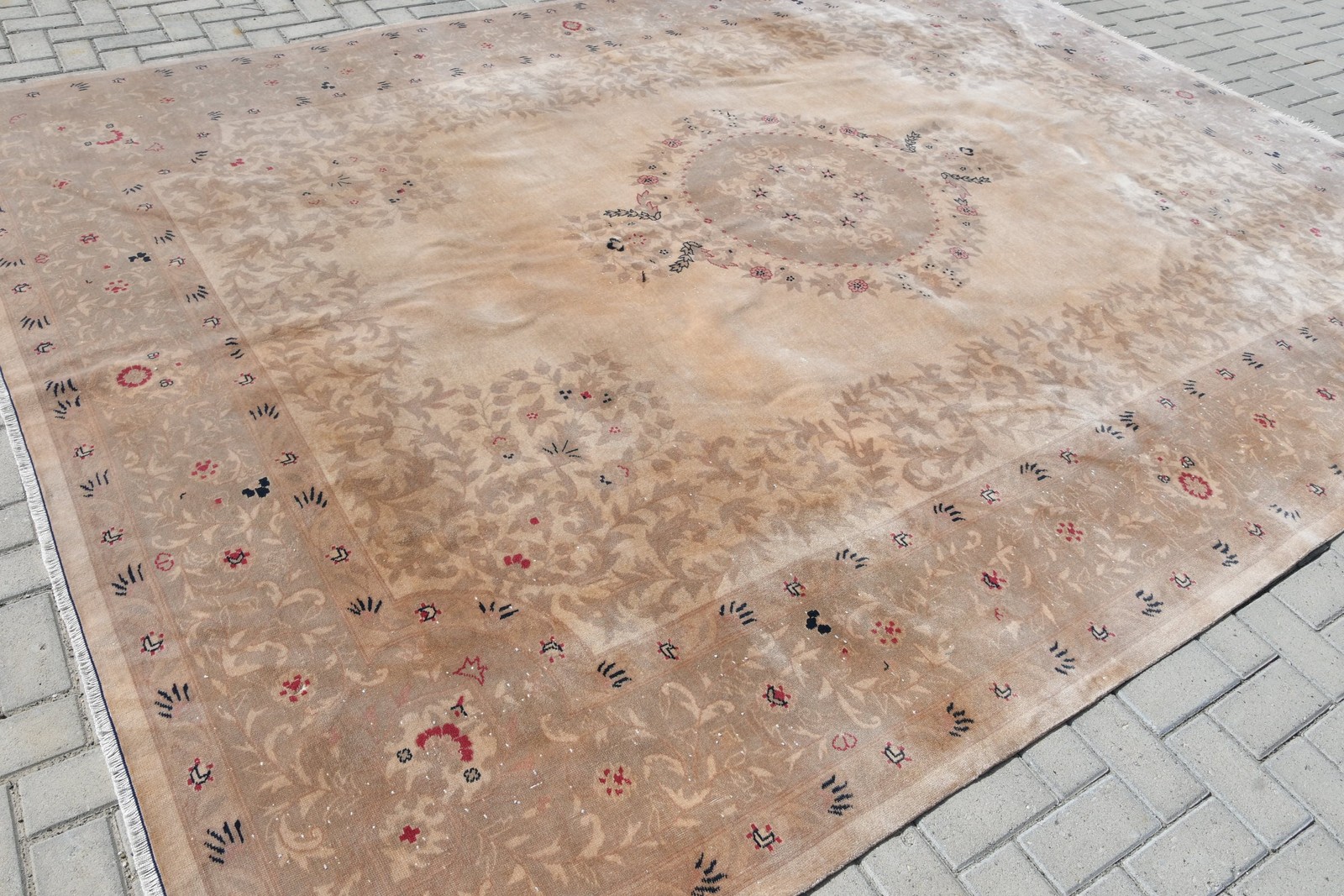 9×11,6 ft Vintage Oversize Rug, Turkish Brown Oriental Rug
