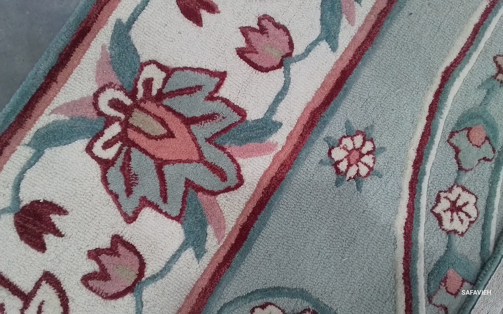 LIGHT GREY / IVORY 6′-0″ x 9′-0″ Flaw in Rug, Reduced Price 1172786673 BLG601G-6