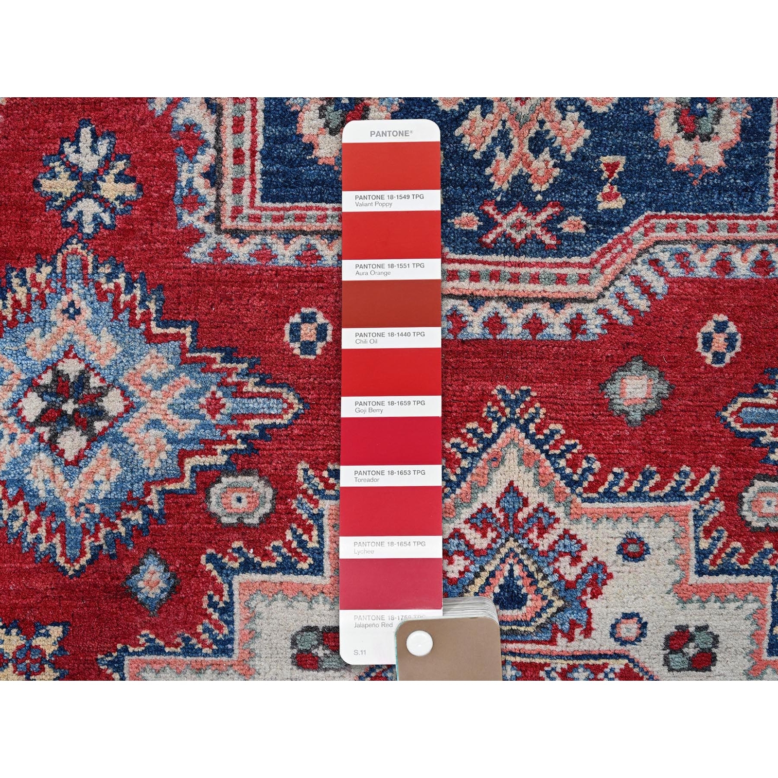 4’10″x7′ Red Kazak Geometric Design Hand Knotted Pure Wool Oriental Rug R330