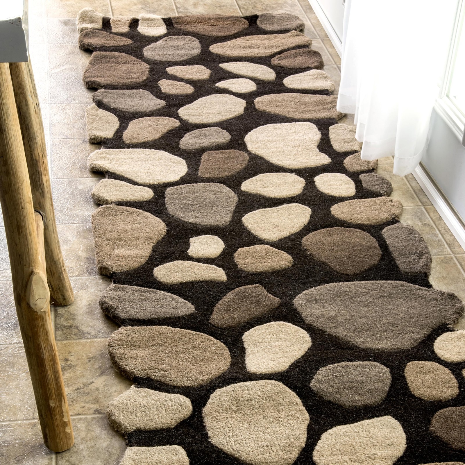 nuLOOM Hand Tufted Pebbles Runner Rug, 2′ 6 x 6′, Natural