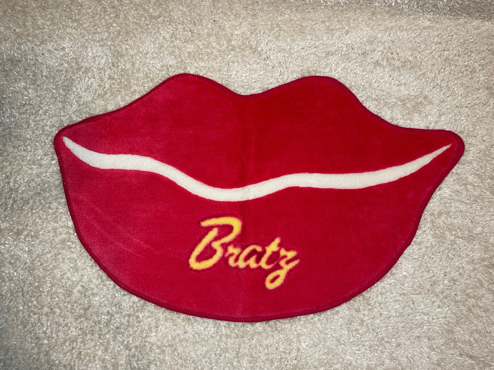Vintage 2000’s Bratz Lip Shaped Rug 29” Smoke Free EUC
