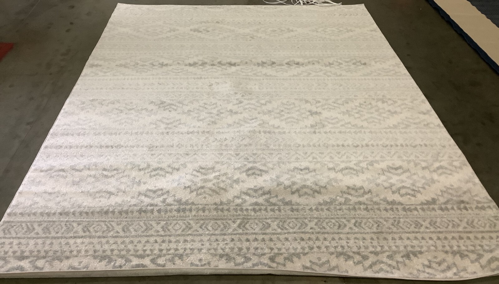 IVORY / LIGHT GREY 8′ X 10′ Stained Rug, Reduced Price 1172667615 TUL272G-8