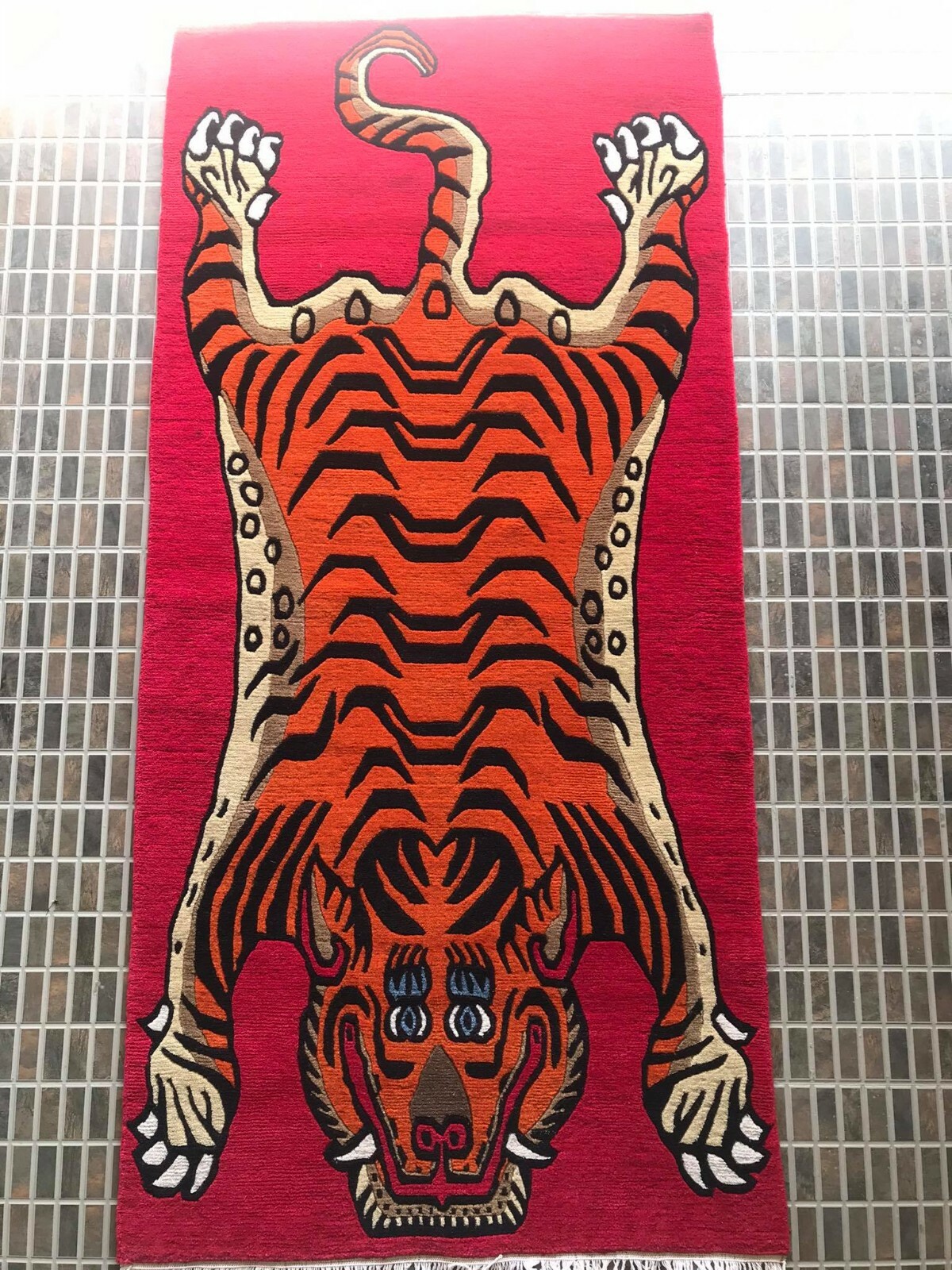 Hand knotted Tibetan Tiger Medium skin Rug ( 70 cm × 140 cm )