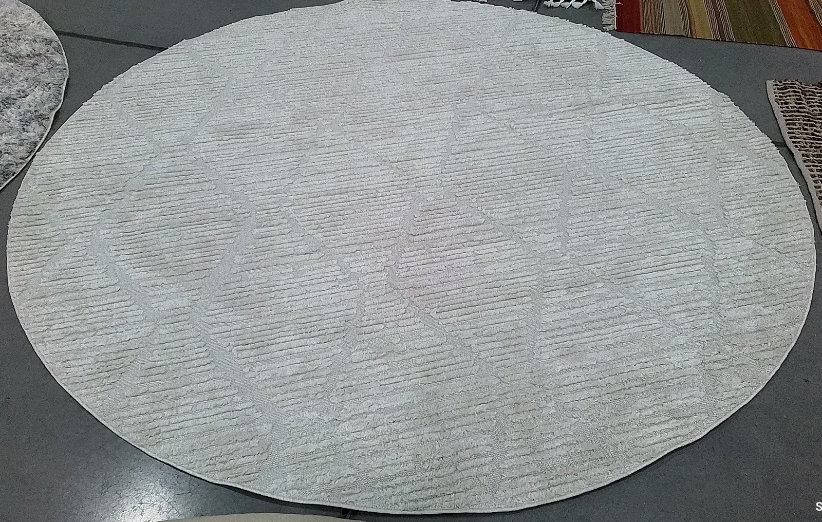 BEIGE 8′-0″ x 8′-0″ Back Stain Rug, Reduced Price 1172796284 MRK517C-8R