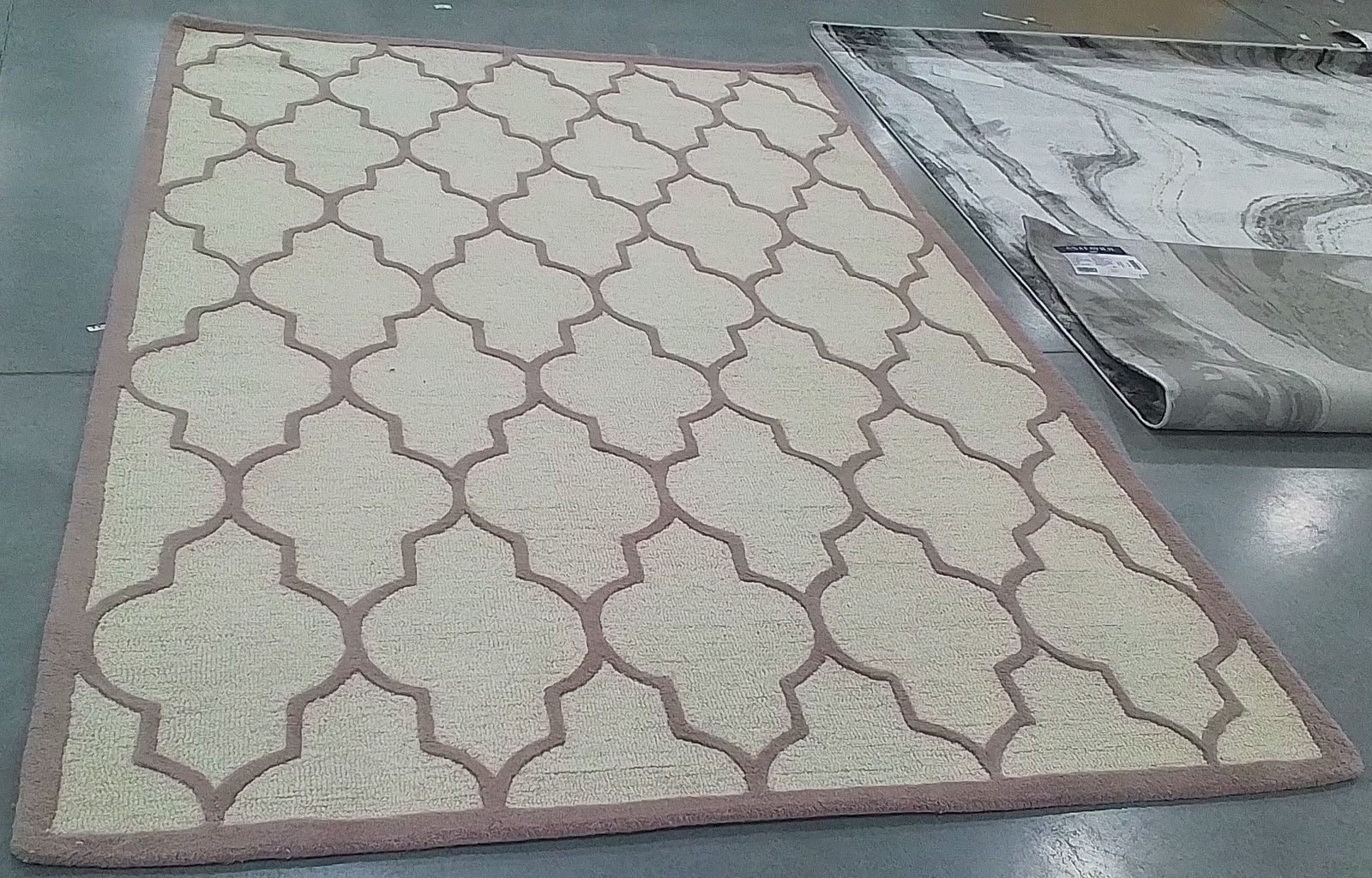 IVORY / BEIGE 6′-0″ x 9′-0″ Back Stain Rug, Reduced Price 1172792675 CAM134P-6