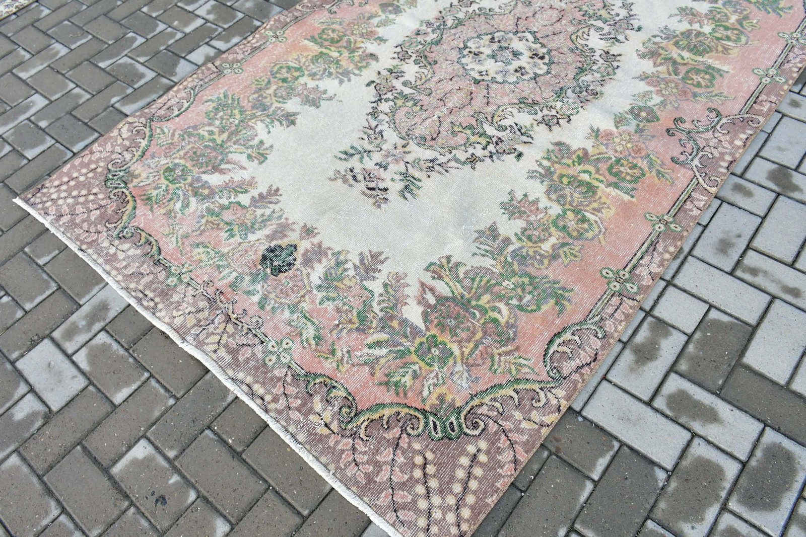 Vintage Large Rug, 5,2×8,5 ft Turkish Rug, Pink Wool Rug