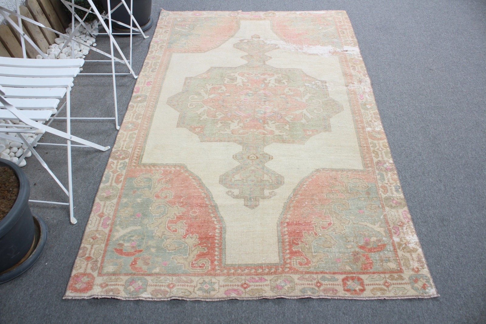 Vintage Rug 4,4×7 ft, Red Green Oriental Wool Turkish Rug