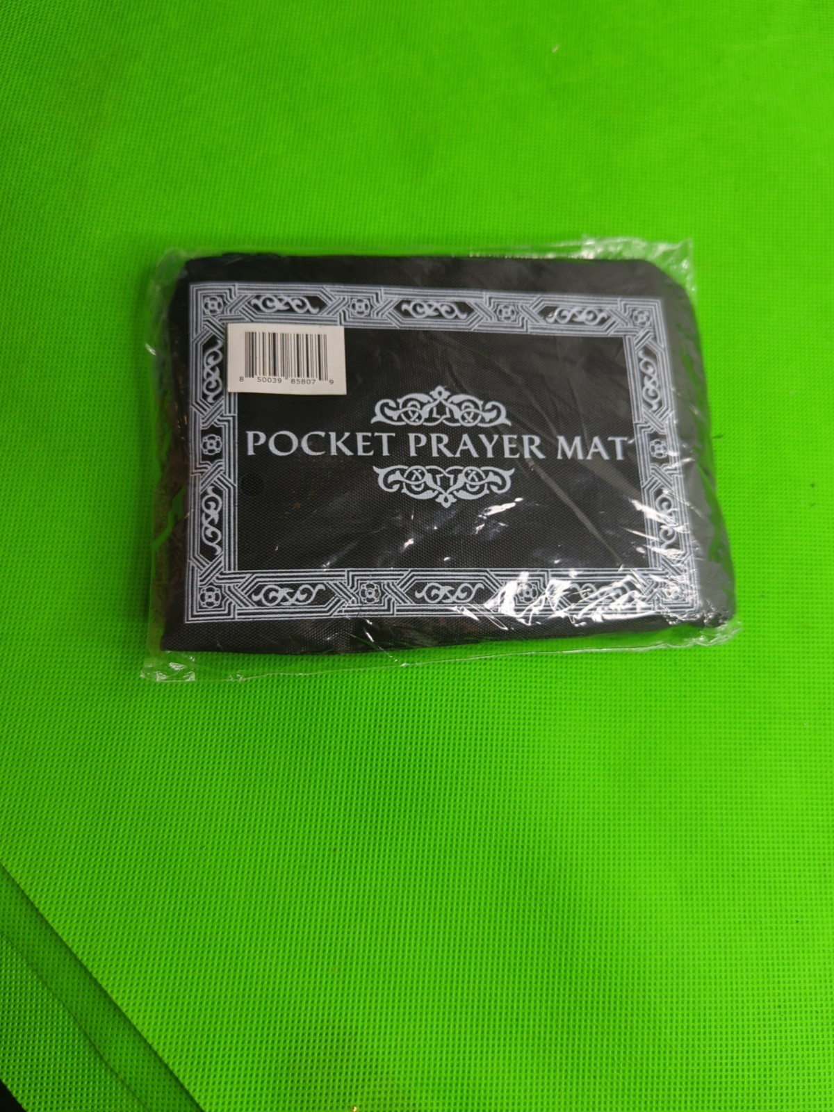 Portable Travel Prayer Mats | Compass Weights Keeps mat in Place and Pouch Po…