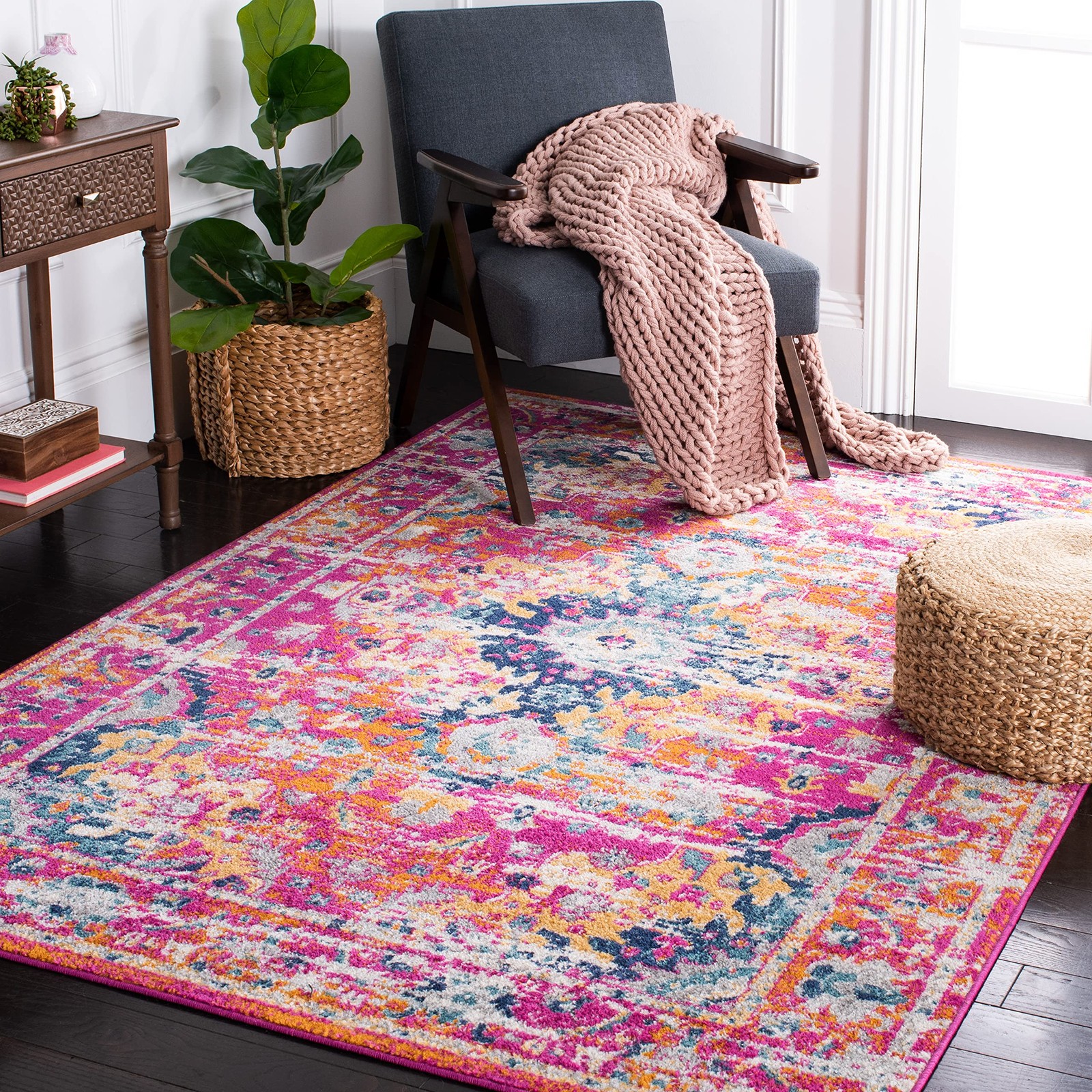 SAFAVIEH Madison Collection Area Rug 5ft1in Square Fuchsia Gold Boho Chic Medall