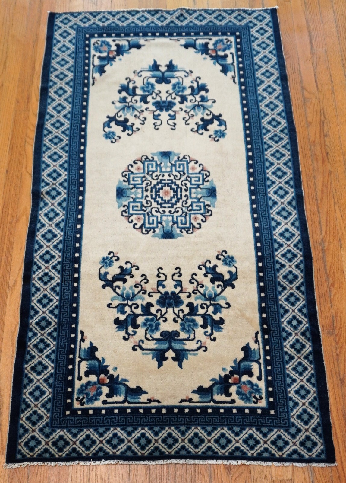 Antique Chinese Peking 3′ x 6′ Hand Knotted Wool Ivory Oriental Rug Excellent