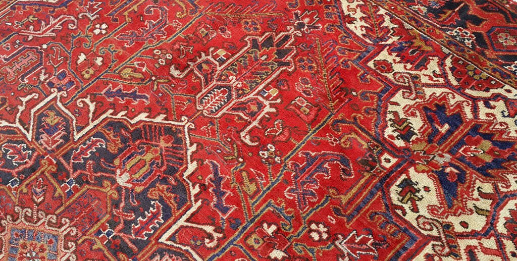 8×9′ Red Traditional Heeriz Rug #B-80880