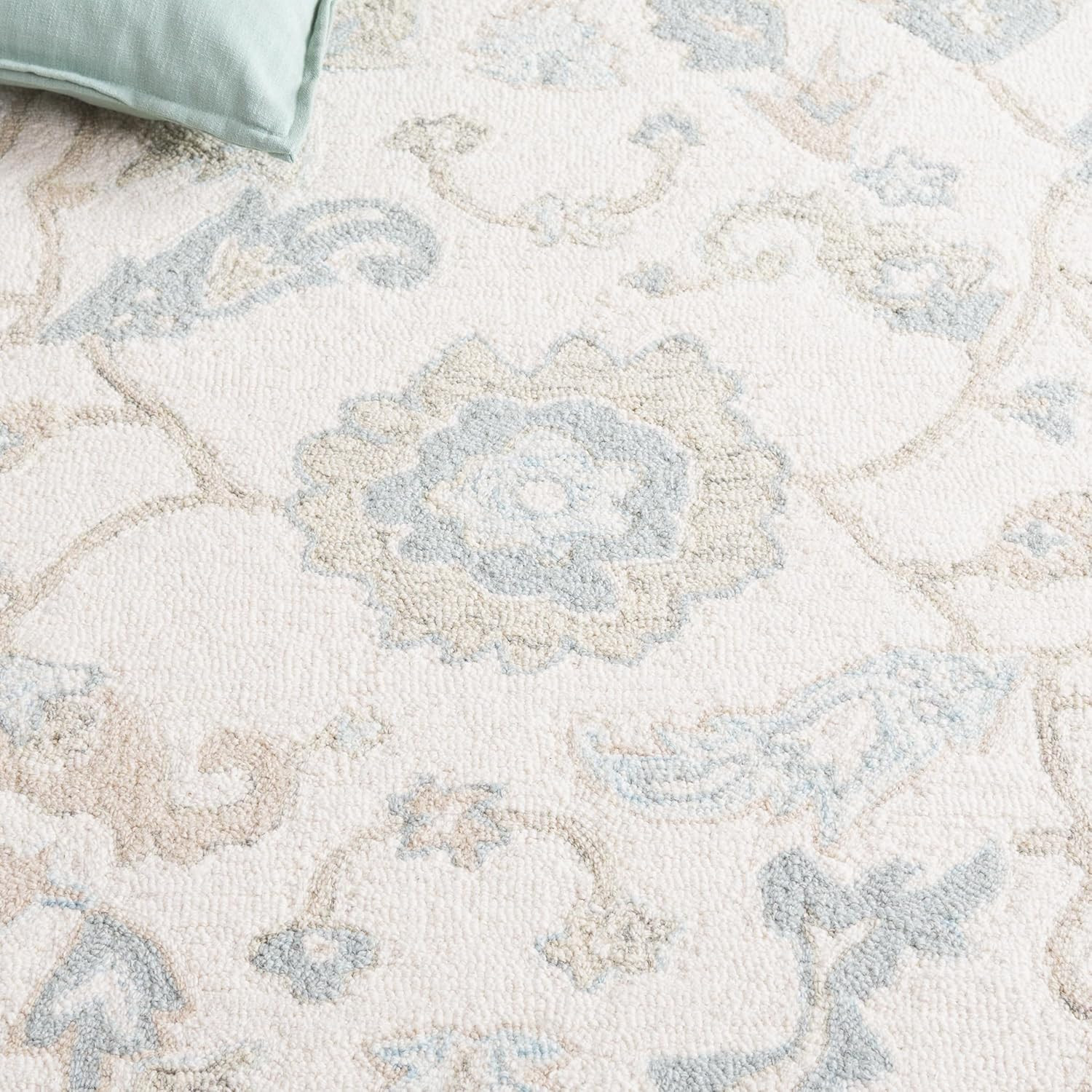 Handmade Ivory & Blue Wool Area Rug – 6′ x 9′ for Living Room & Bedroom