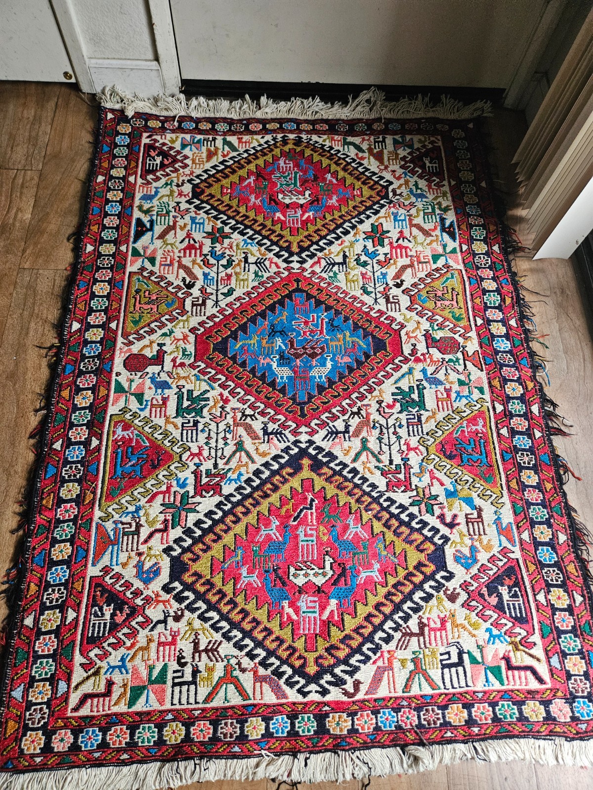 VINTAGE SOUMAK KILIM HANDMADE WOVEN ANIMAL GEOMETRIC SHAPES RUG 60″X42″ AMAZING
