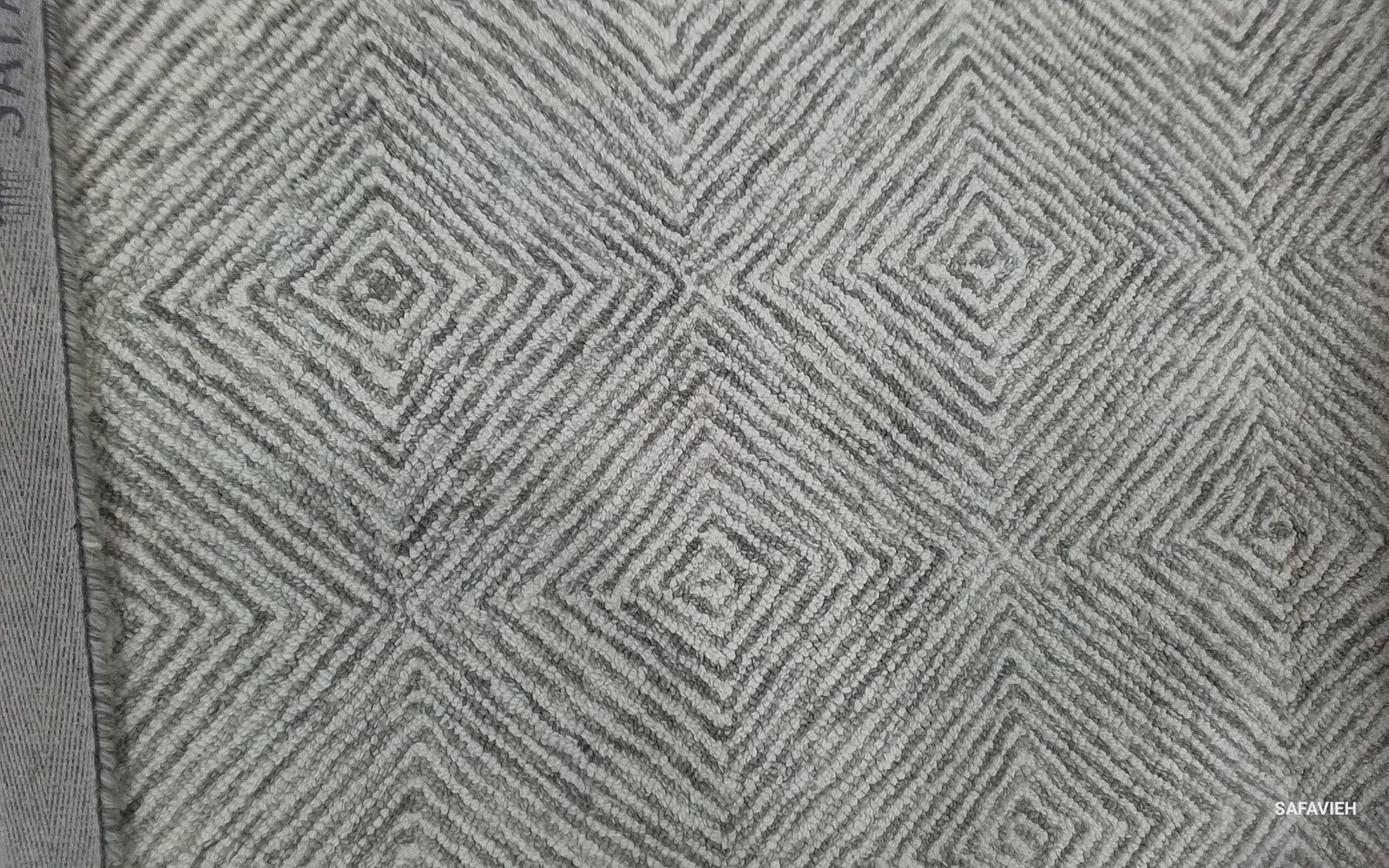 GREY / IVORY 5′-0″ x 8′-0″ Back Stain Rug, Reduced Price 1172805686 ABT427F-5