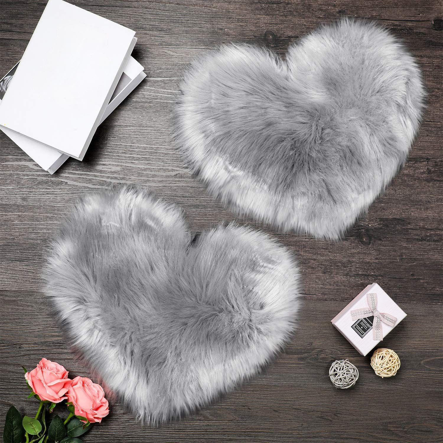 2 Pcs Faux Fur Rug, Heart Shaped Rugs, Fluffy Decorative Mat for Room Home Chair