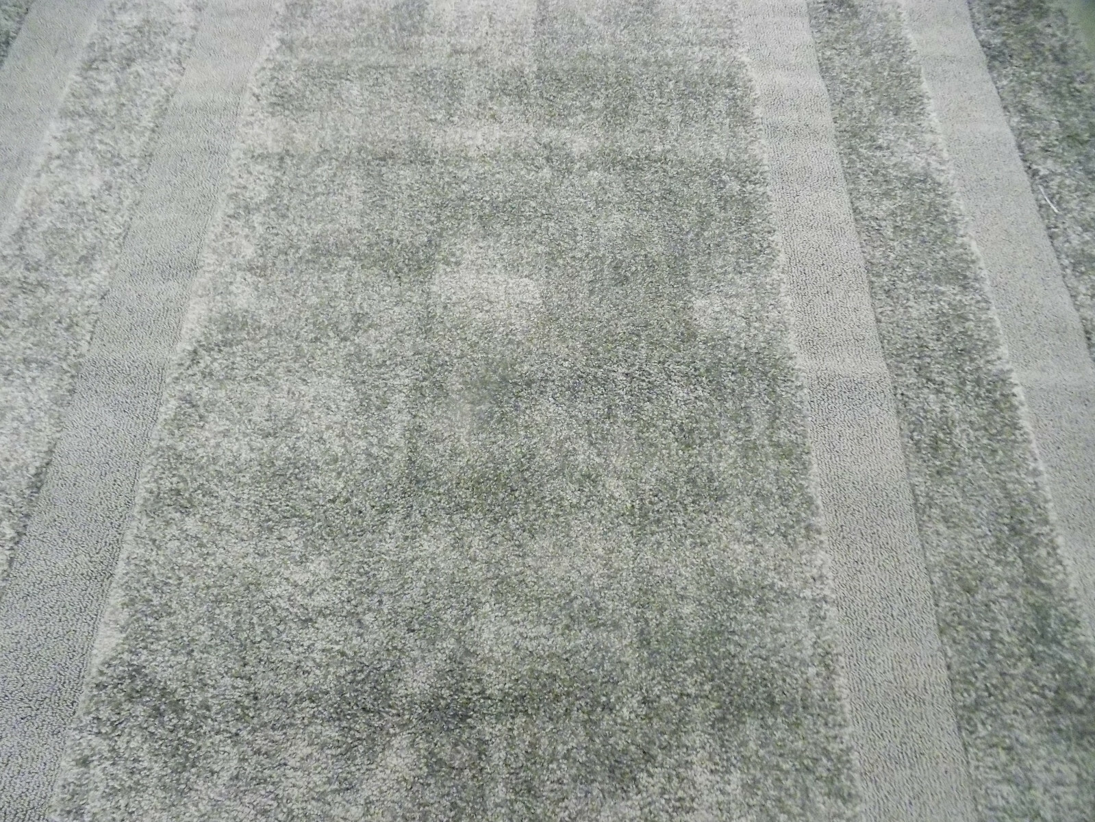 GREY / GREY 8′-6″ X 12′ Flaw in Rug Reduced Price 1172594507 SG454-8080-9
