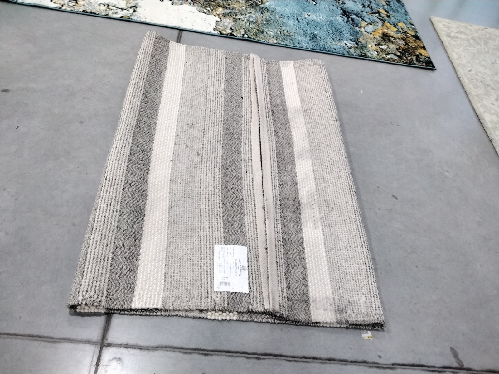 GREY / BEIGE 5′ X 7′ Loose Threads Rug, Reduced Price 1172731252 NATB127F-5