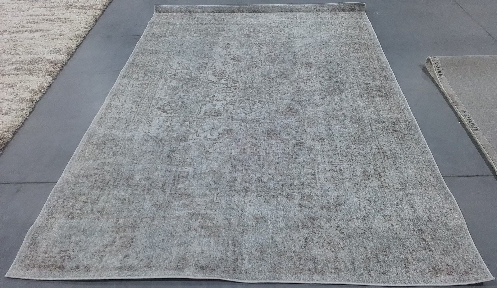 IVORY / TAUPE 6′-7″ x 9′-0″ Back Stain Rug, Reduced Price 3172810346 EVK256E-6