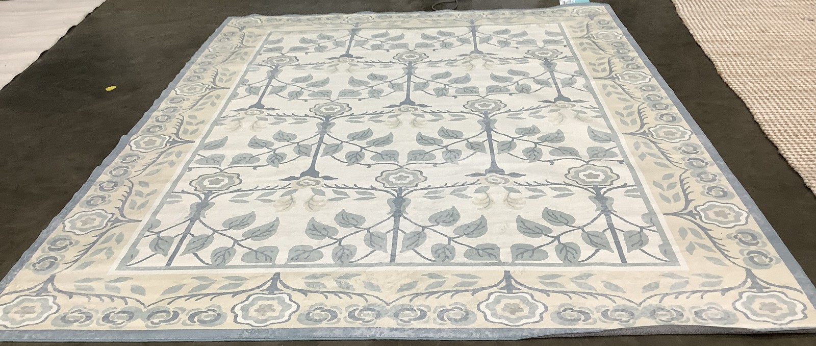 IVORY / LIT BLUE 8′-0″ x 10′-0″ Stained Rug, Reduced Price 1172682973 MSRW182A-8