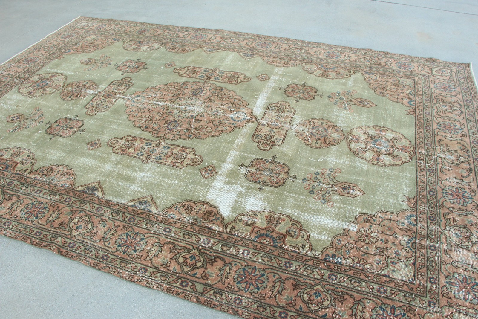 Turkish Oversize Rug 7,3×10,7 ft (222×325 cm), Vintage Brown Animal Print Rug